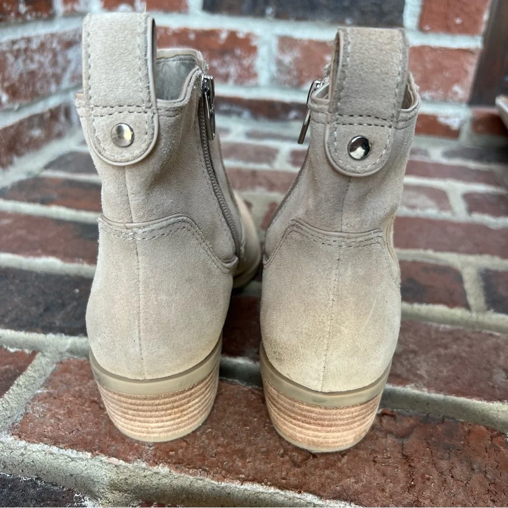 Dolce Vita Able Suede Western Style Bootie-size 6.5